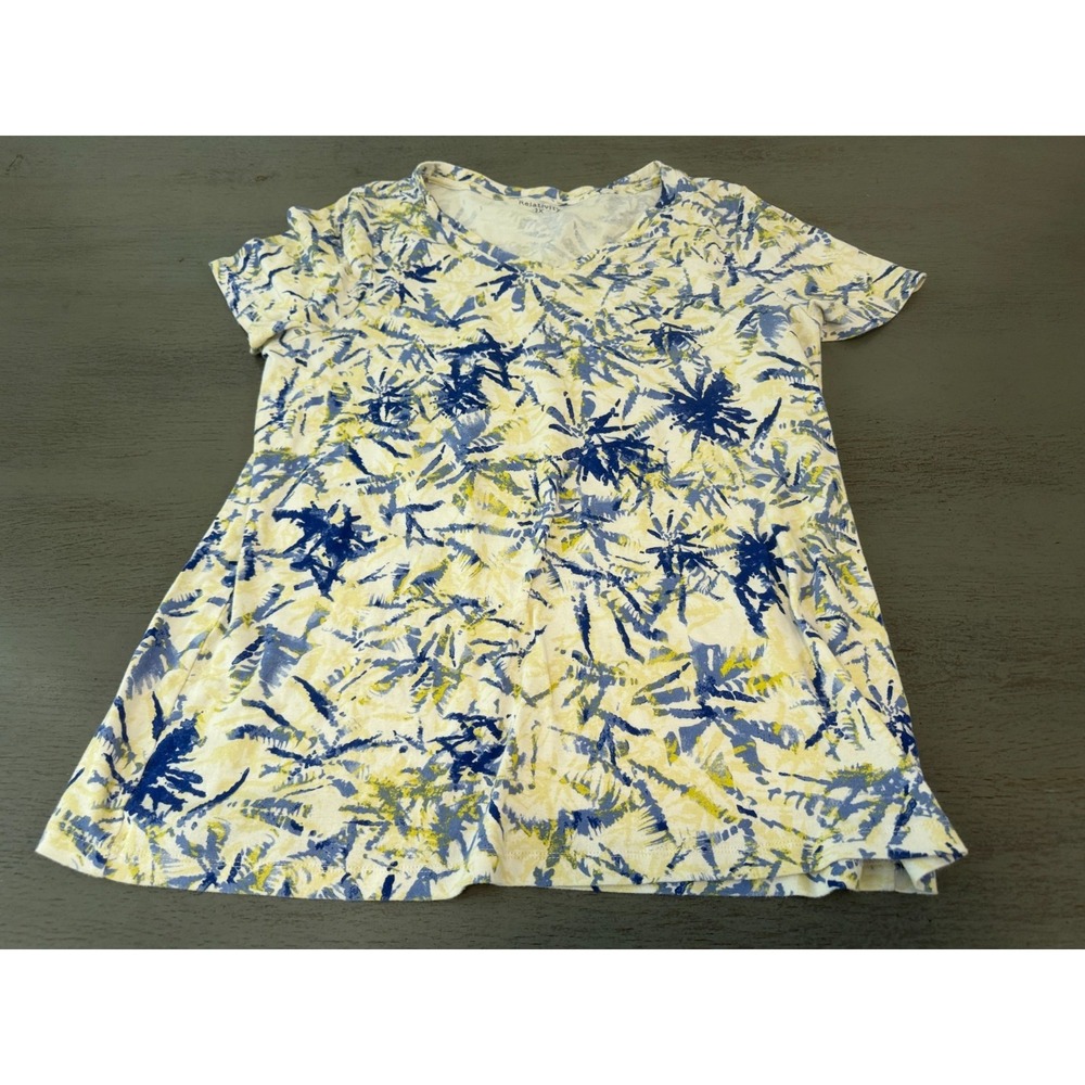 white blue green RELATIVITY plus size v neck shirt 2X